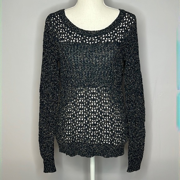 STARING AT STARS SMALL BLUE AND TAN LOOSE KNIT SWEATER - Picture 1 of 7